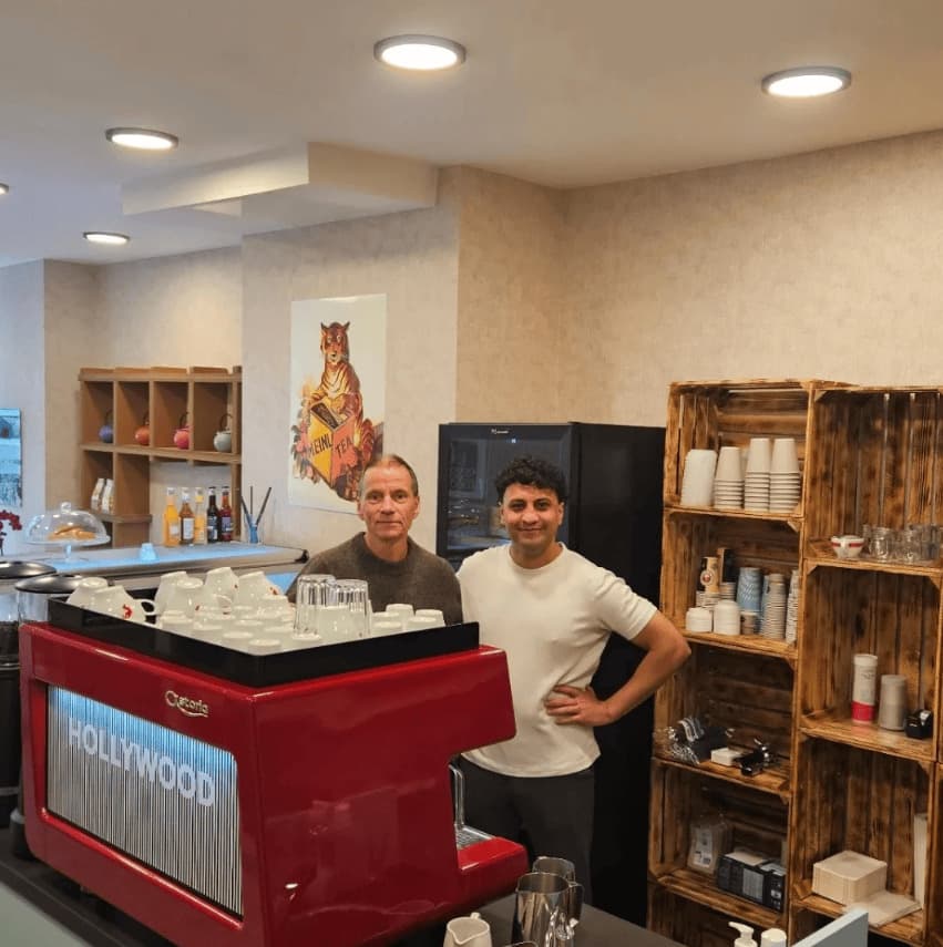 Niazwali Ahmadzai & Wolfgang Henze aus dem Cafe Niaz in Aachen